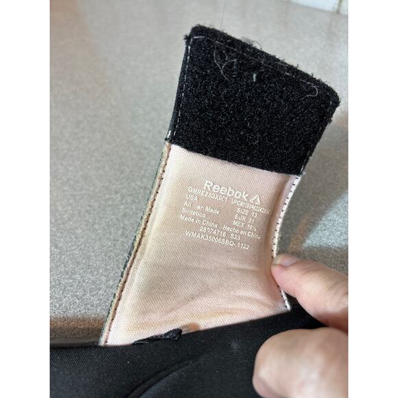 Reebox Size 13 Youth - Black and Pink Mesh Sandals‎ - Picture 4 of 4